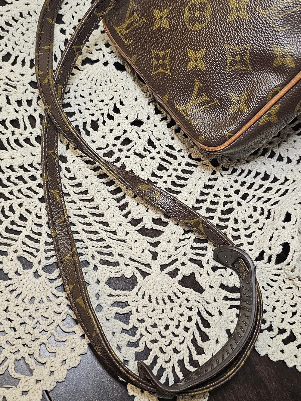 Louis Vuitton Danube Mini Crossbody Bag With COA. - Picture 8 of 16